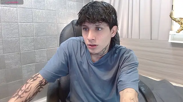 Iantwink18 online show from 18, 11, 2025