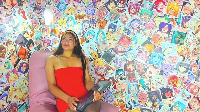 Snapshot of Emily_Mitchell chatting on 14, 11, 2025 Emily Mitchell online show from 14, 11, 2025