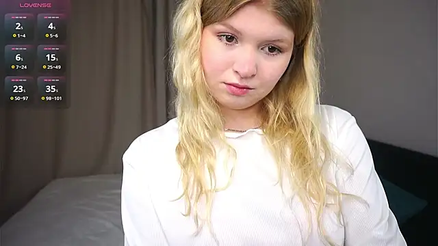 Snapshot of ShontaWasilko chatting on 23, 9, 2025 ShontaWasilko online show from 23, 9, 2025