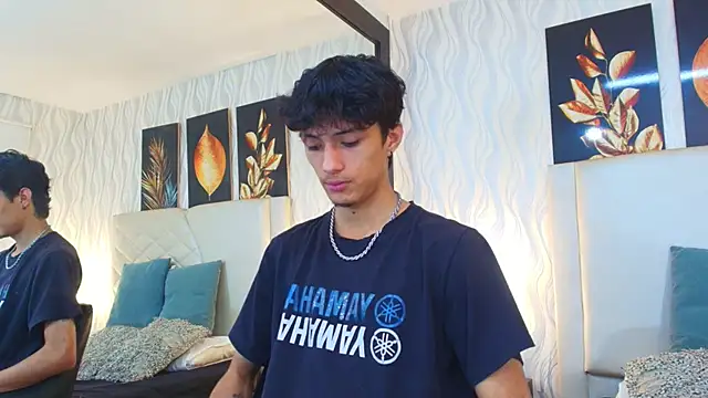 Lean Portman online show from 1, 11, 2025