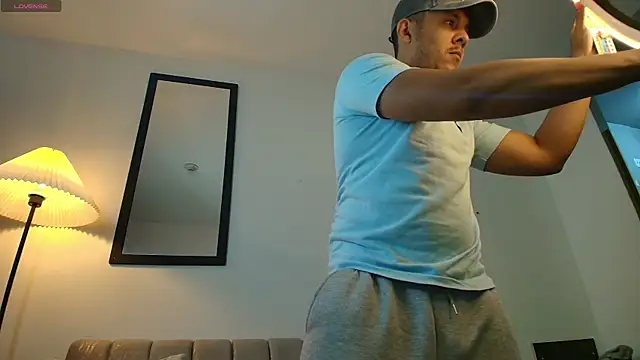 Snapshot of Misterjhons2 chatting on 30, 9, 2025 Misterjhons2 online show from 30, 9, 2025