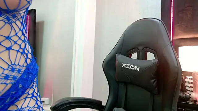 Sweet Lucianaa online show from 6, 11, 2025