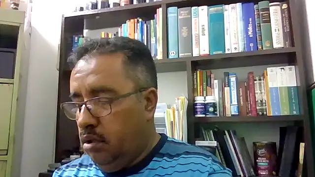 Snapshot of HomHot47 chatting on 6, 11, 2025 HomHot47 online show from 6, 11, 2025