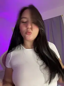 Angeldusttt online show from 11, 11, 2025