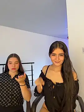 Ashley and Zoe online show from 7, 2, 2026