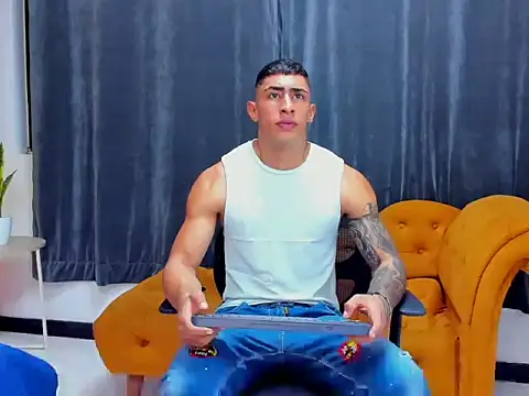 Snapshot of adrian_ray chatting on 26, 11, 2025 adrian ray online show from 26, 11, 2025