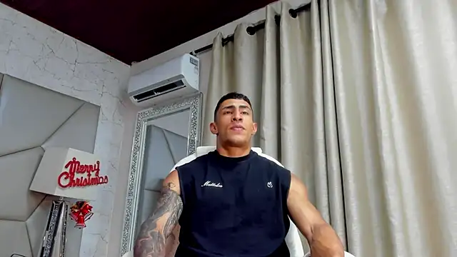 Snapshot of adrian_ray chatting on 4, 12, 2025 adrian ray online show from 4, 12, 2025