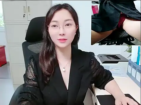 Snapshot of OL-Lily chatting on 16, 9, 2025 OL-Lily online show from 16, 9, 2025