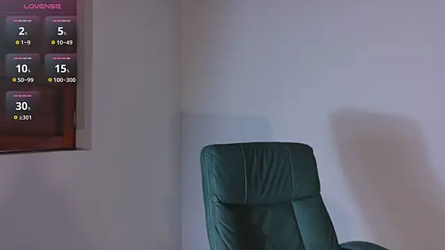 Snapshot of Olivia11_ chatting on 13, 11, 2025 Olivia11 online show from 13, 11, 2025