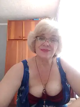 52MiaLove02 online show from 16, 5, 2026