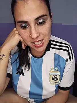 Snapshot of kariciasecreta chatting on 21, 6, 2026 kariciasecreta online show from 21, 6, 2026