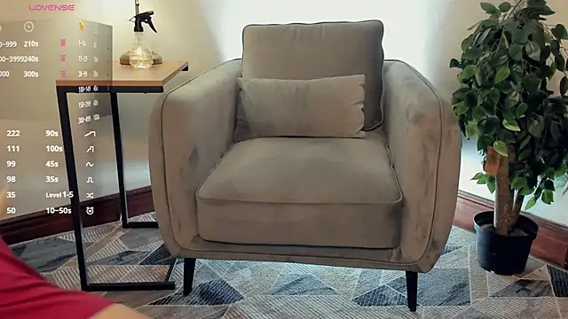 ErinBissonnette online show from 31, 10, 2025