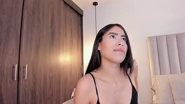 Snapshot of imsaraah chatting on 27, 11, 2025 imsaraah online show from 27, 11, 2025