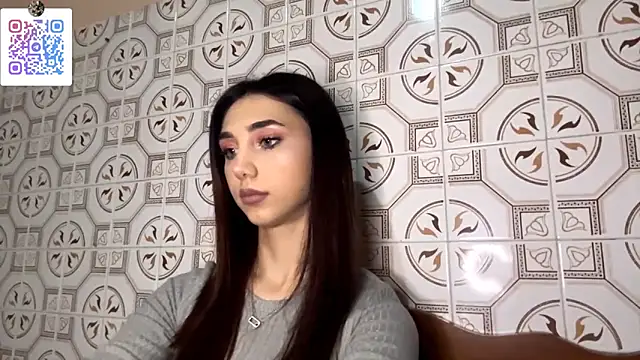 LinaMour online show from 15, 12, 2025