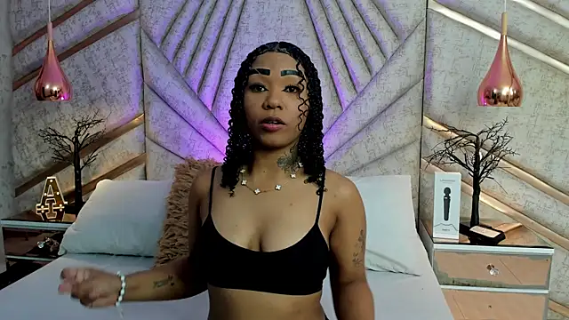 SkylerBloomm online show from 17, 3, 2026