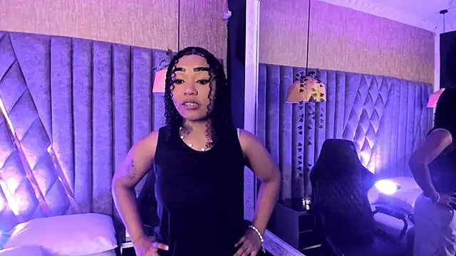 SkylerBloomm online show from 23, 3, 2026