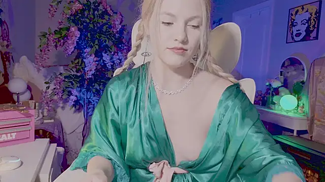Snapshot of Talulaa chatting on 20, 6, 2026 Talulaa online show from 20, 6, 2026