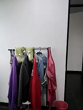 Eva Clark01 online show from 4, 10, 2025