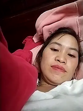 tuyetnhi-00 online show from 4, 10, 2025