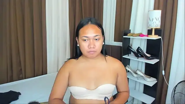 TsUncutKaren online show from 11, 9, 2025