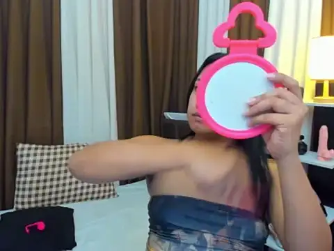 TsUncutKaren online show from 21, 10, 2025