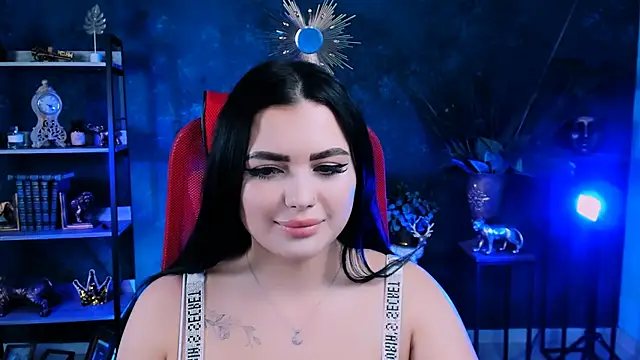 NaomiWilsons online show from 18, 9, 2025