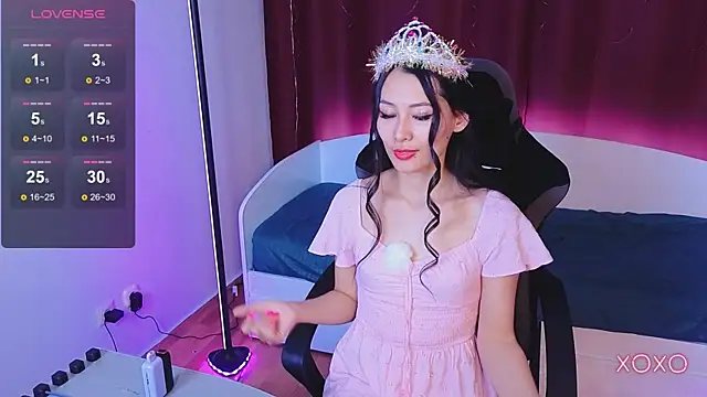 Milly  Foxy online show from 20, 11, 2025