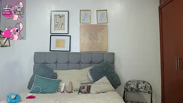 Snapshot of _naomi_s chatting on 18, 12, 2025 naomi s online show from 18, 12, 2025