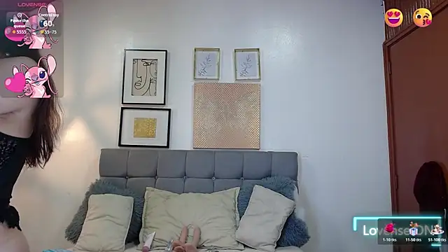 Snapshot of _naomi_s chatting on 21, 12, 2025 naomi s online show from 21, 12, 2025