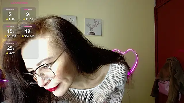 Snapshot of _naomi_s chatting on 13, 7, 2026 naomi s online show from 13, 7, 2026
