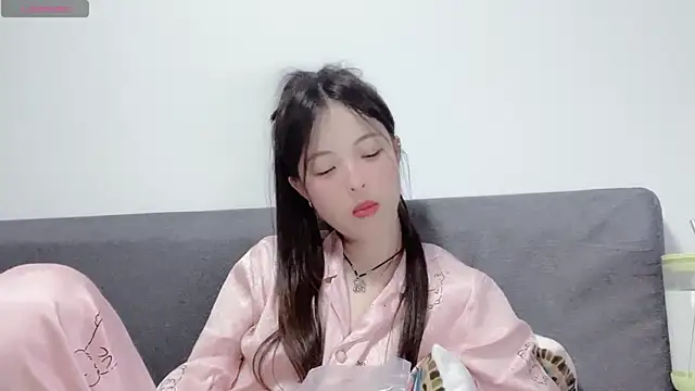 nuonuo321 online show from 9, 11, 2025