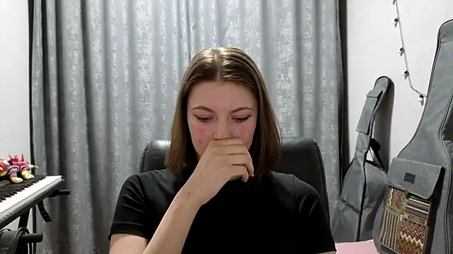 CutieAnny online show from 15, 5, 2026