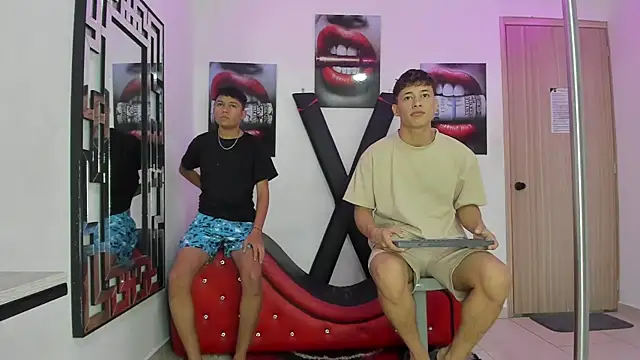 Snapshot of GRETTY_BOYS chatting on 12, 11, 2025 GRETTY BOYS online show from 12, 11, 2025