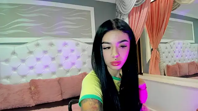 Snapshot of _camila_ortiz chatting on 12, 9, 2025  camila ortiz online show from 12, 9, 2025