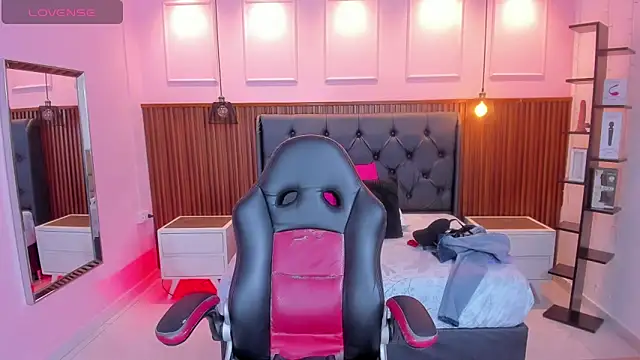 ladymercury1 online show from 8, 10, 2025