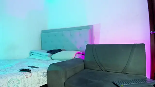 twinkDuohot online show from 7, 4, 2026