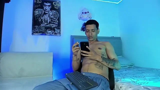 Snapshot of twinkDuohot chatting on 20, 6, 2026 twinkDuohot online show from 20, 6, 2026