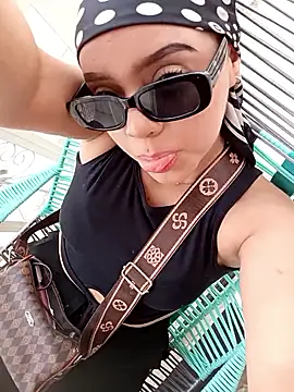 Snapshot of tony_and_katy chatting on 8, 1, 2026 tony and katy online show from 8, 1, 2026