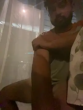 Agusmini online show from 23, 2, 2026