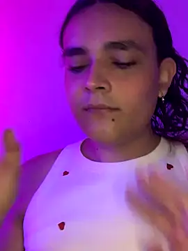 Snapshot of La-Gatatrans chatting on 6, 10, 2025 La-Gatatrans online show from 6, 10, 2025