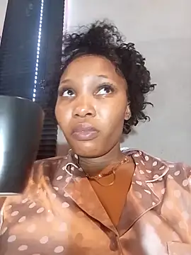 Snapshot of freakynyashXxXx chatting on 21, 10, 2025 freakynyashXxXx online show from 21, 10, 2025