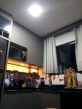 Snapshot of Brhryan chatting on 2, 11, 2025 Brhryan online show from 2, 11, 2025