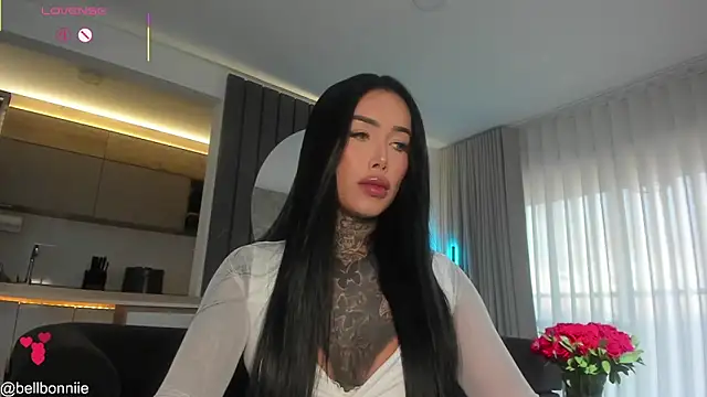 Snapshot of belllbonniie chatting on 13, 7, 2026 belllbonniie online show from 13, 7, 2026