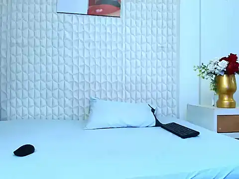 LuigiMarchetti online show from 8, 10, 2025