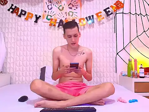 LuigiMarchetti online show from 29, 10, 2025