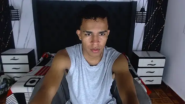 Snapshot of aston_xvera chatting on 13, 9, 2025 aston xvera online show from 13, 9, 2025