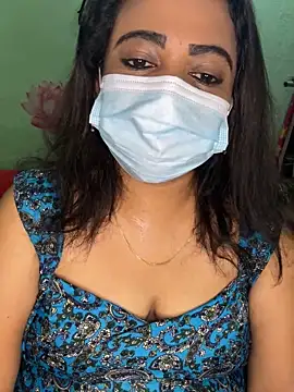 Snapshot of tamil_Nila_ chatting on 19, 9, 2025 tamil Nila  online show from 19, 9, 2025