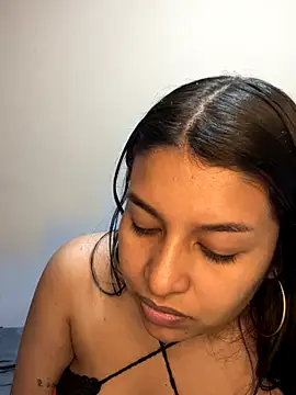 Snapshot of _Chloe_Smith chatting on 5, 10, 2025 Chloe Smith online show from 5, 10, 2025