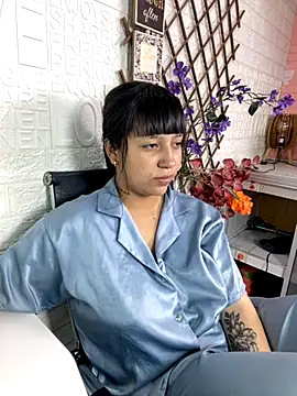 Sophi Kalifa online show from 23, 9, 2025