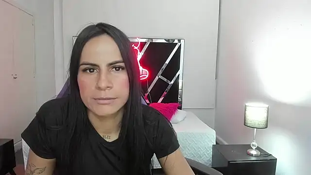 Snapshot of charlotthe_ee chatting on 22, 9, 2025 charlotthe ee online show from 22, 9, 2025